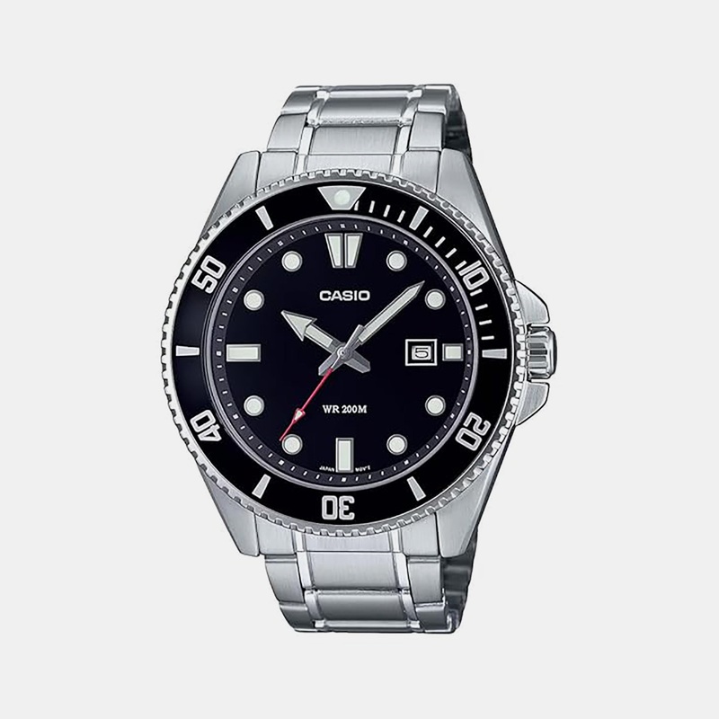 Enticer Men Quartz Black Dial Analog Stainless Steel Watch MDV-107D-1A1VDF A2189