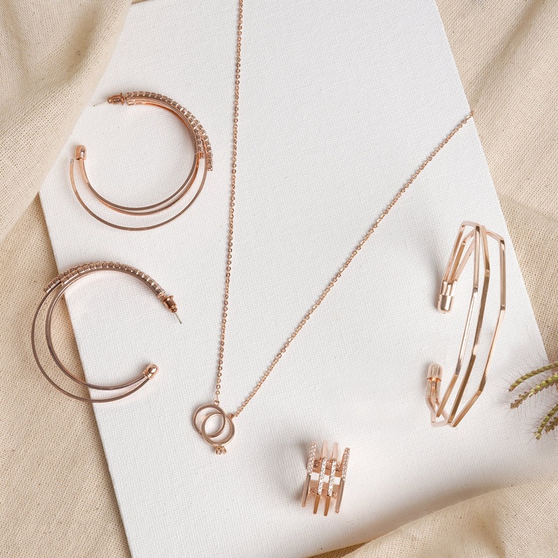 Shimmer All Night Jewelry Set