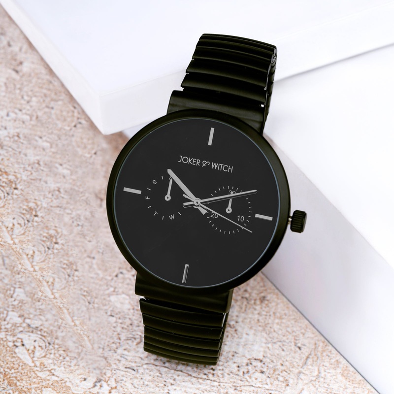 Airo Black Watch with Matte Finish and Metallic Strap