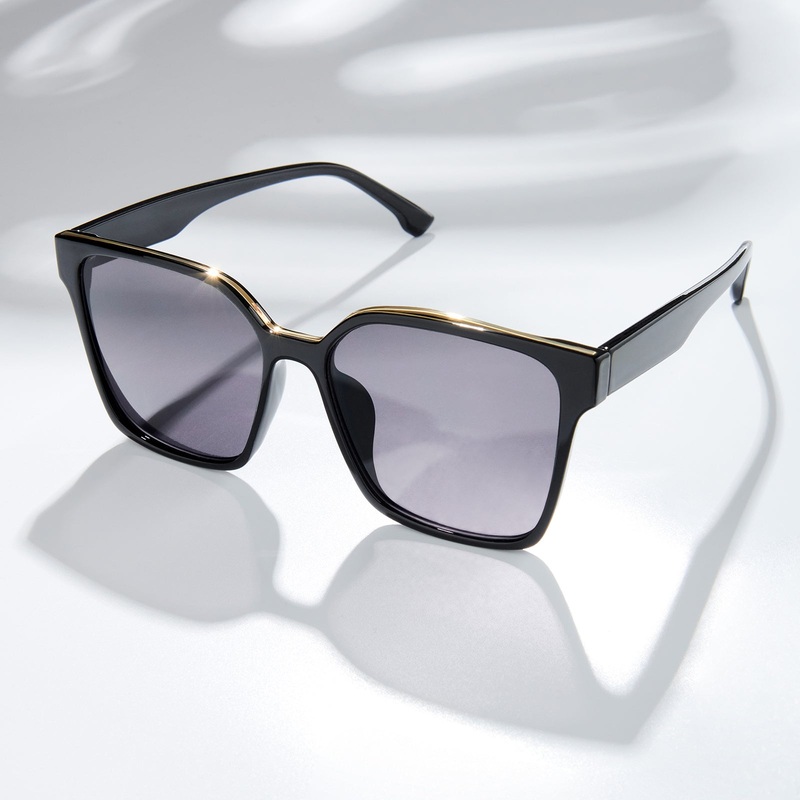 Cali Square Cateye Black Grey Lens Black Frame Sunglasses