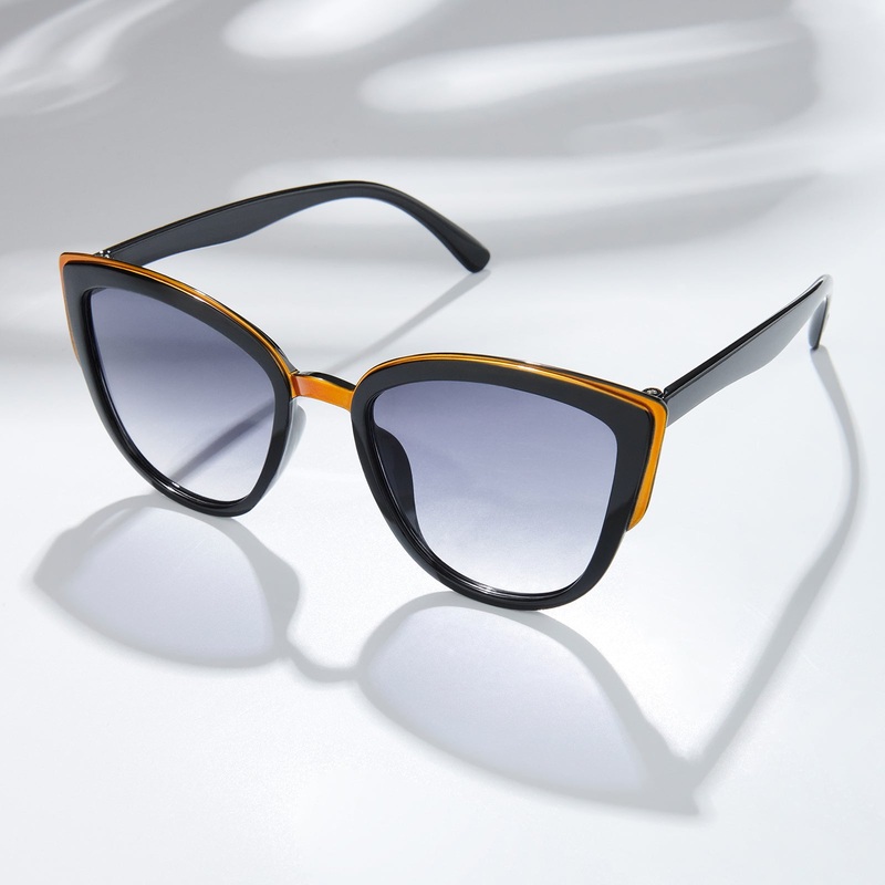 Anna Retro Cateye Purple Ombre Lenses Sunglasses With Black Frames And Gold Accents