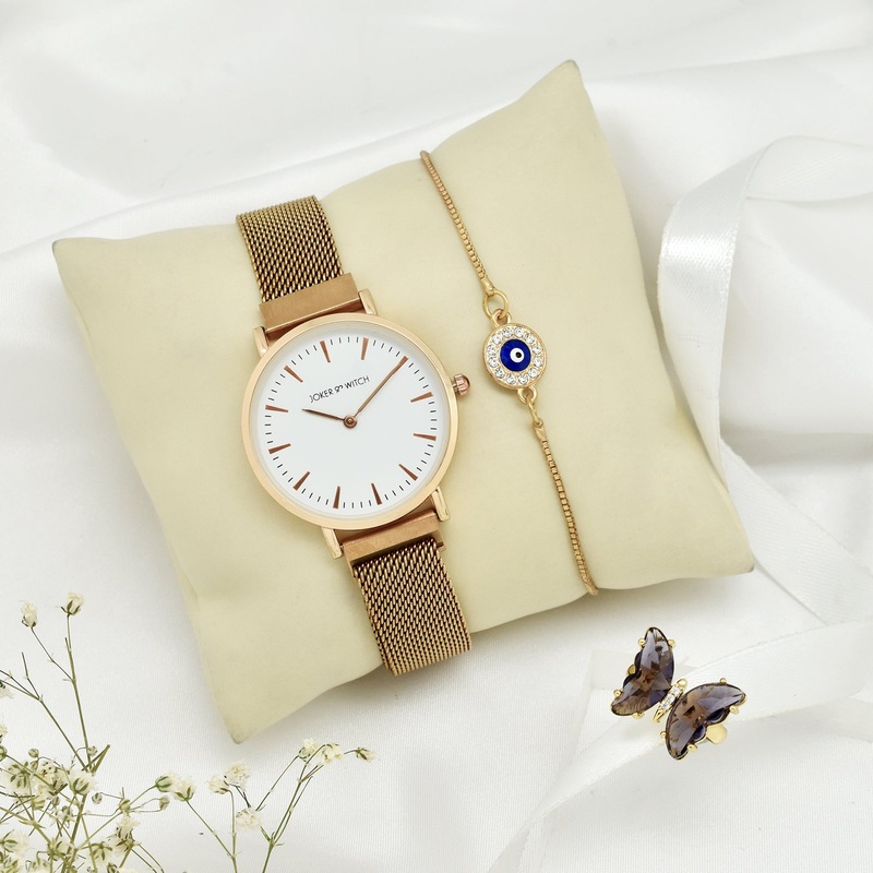 Bluemoon Love Triangle