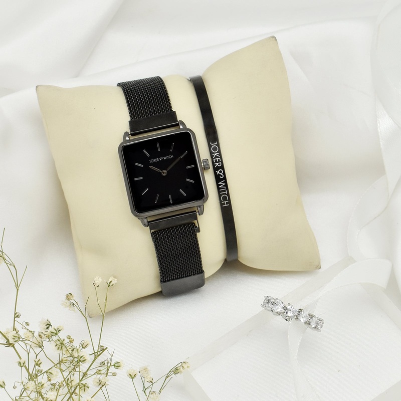 Bayard Love Triangle