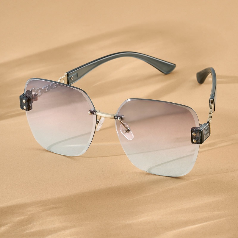 Viva Square Oversized Sunglasses featuring Blue-Pink Ombre Lenses and Chain-Accented Temples