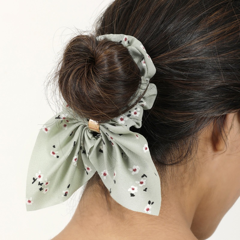Bewitched Pretty Floral Scrunchie Green