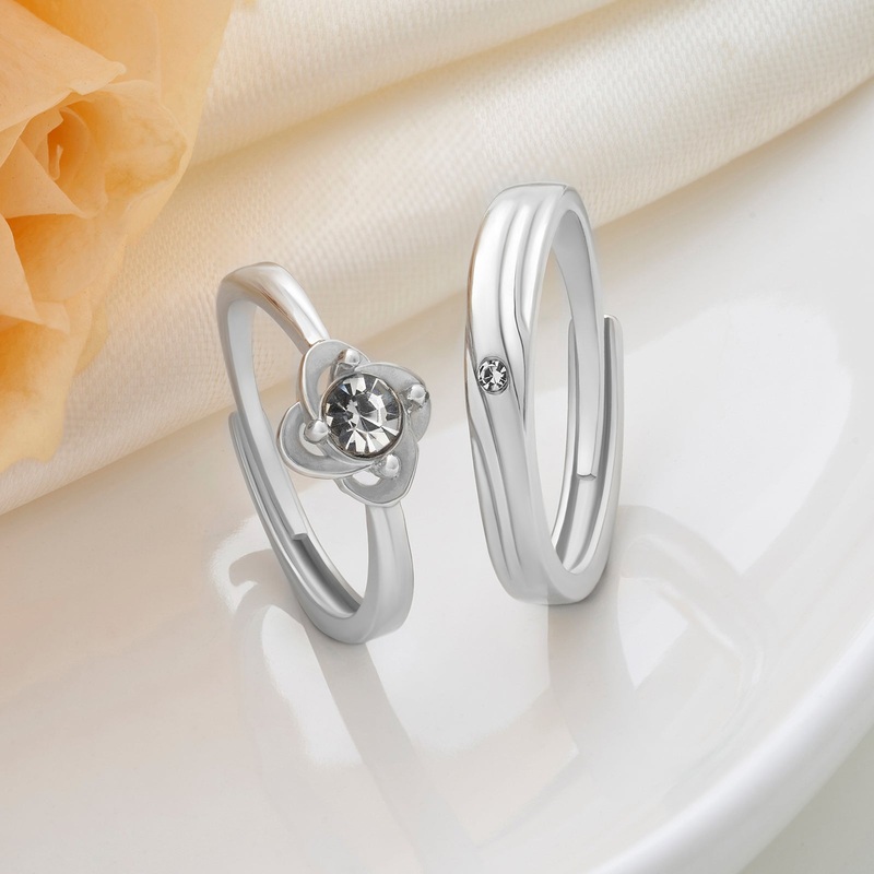 Dexter & Emma Four Leaf Clover Couple Rings