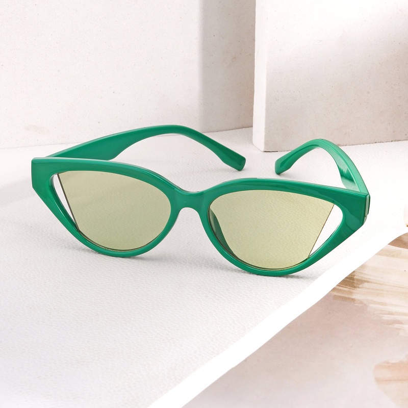 Italiaa Green Cat Eye Sunglasses