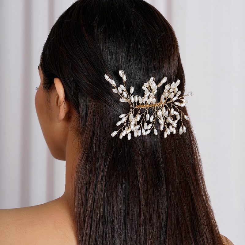 Melinoe hairpin