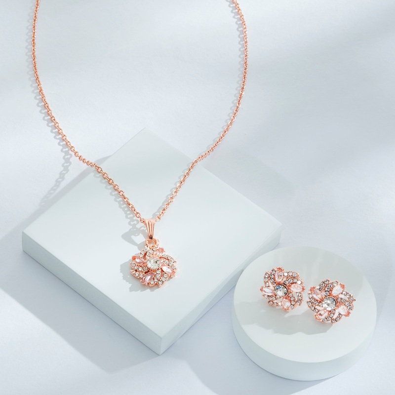 Elsey Rose Gold and White Necklace Set