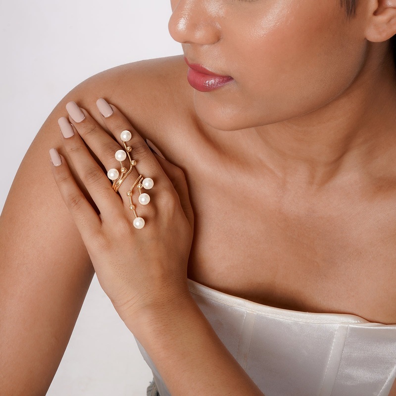 Perlita Pearl Gold Ring