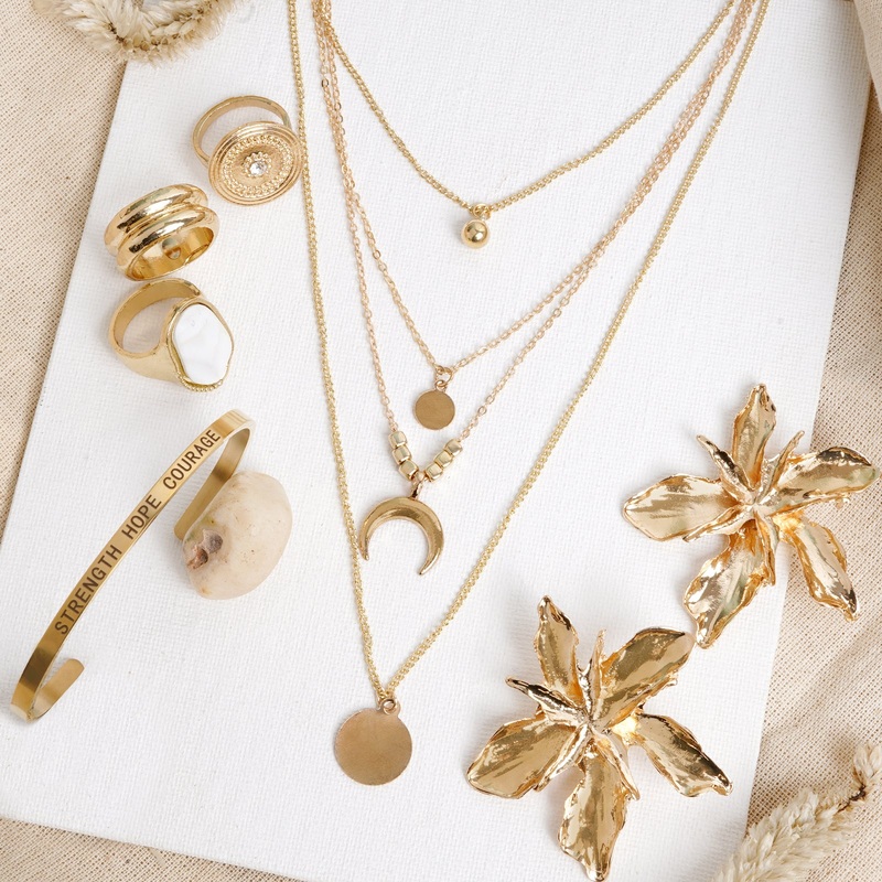Blonde Fior Jewelry Set